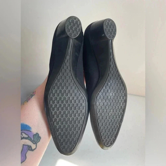 Ferragamo Nero Rain microfiber wedges size 8 EUC with Box! - Picture 8 of 11